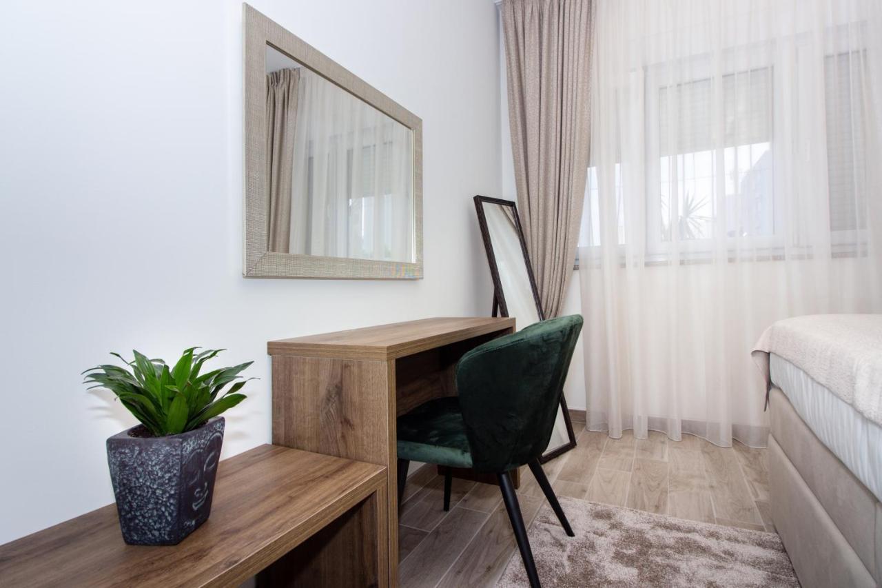 Utopia Apartments Split Buitenkant foto