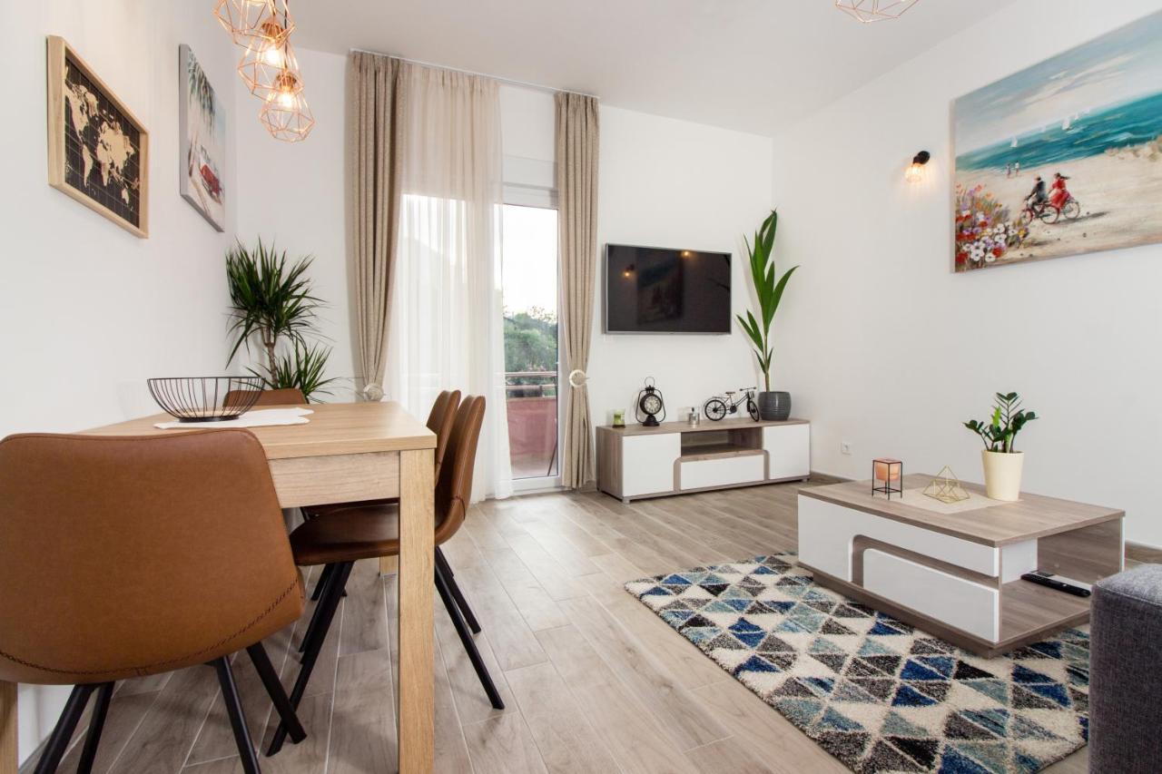 Utopia Apartments Split Buitenkant foto