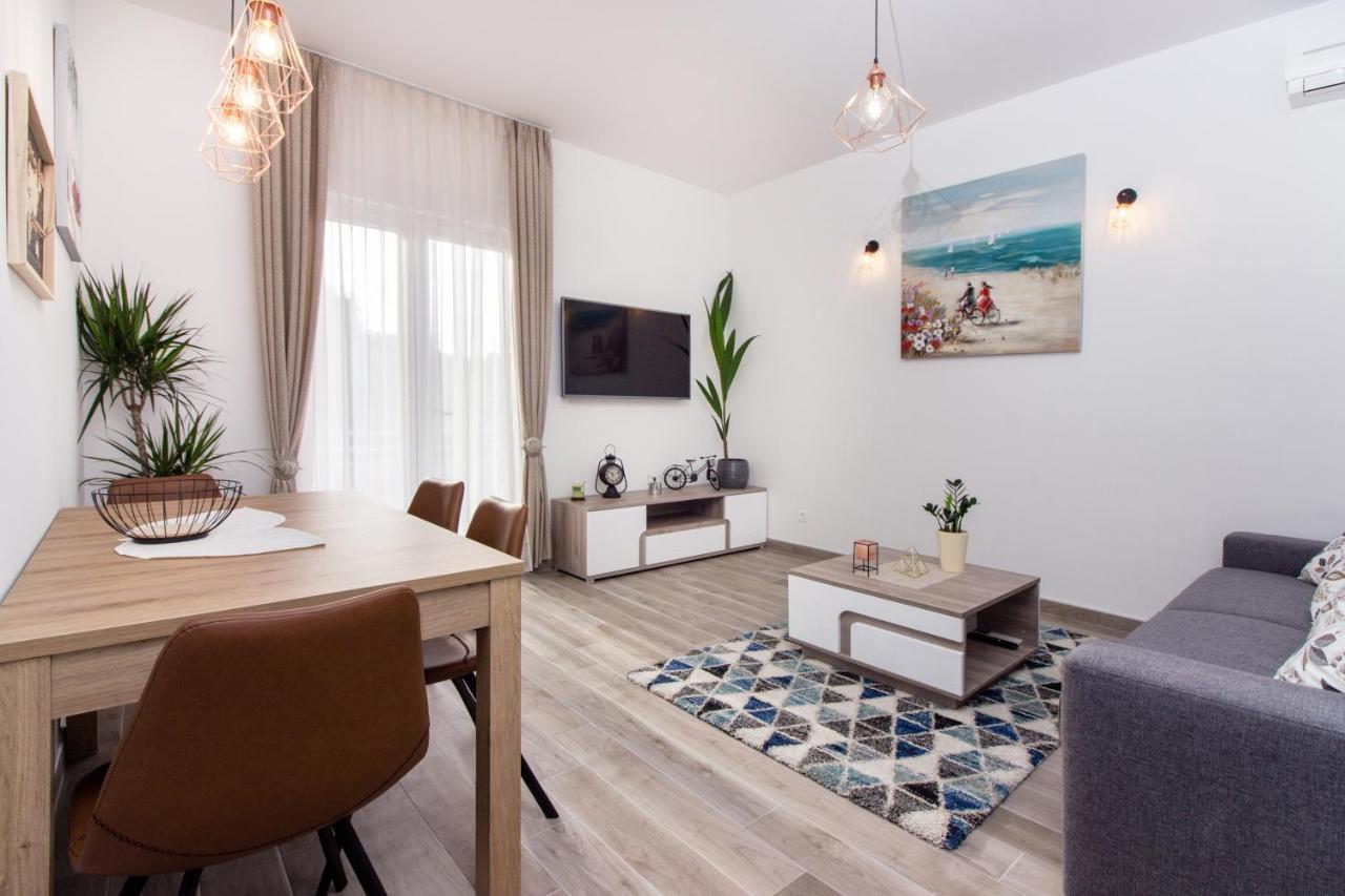 Utopia Apartments Split Buitenkant foto